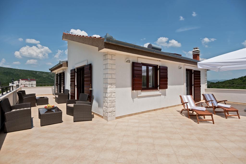 Villa Vinea Prapatnica Екстер'єр фото